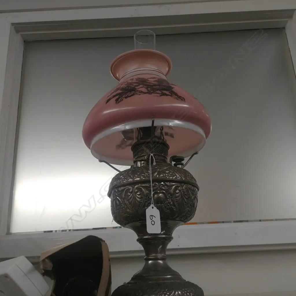 KERO LAMP + SPARE CHIMNEY Image 1++
