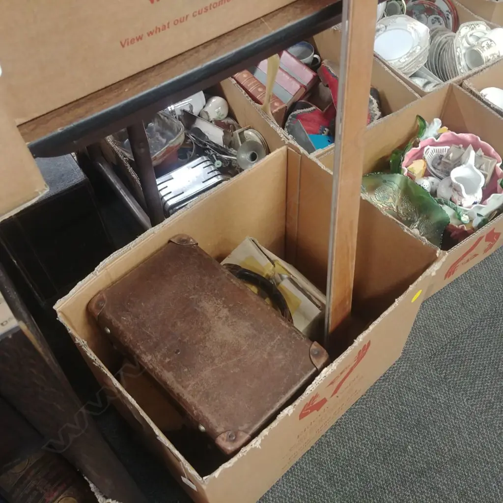 LOT SET SQUARE/CASE SPOOL/HOOKS ETC  Image 1++