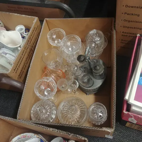 BOX LOT CRYSTAL AND GLASSWARE
