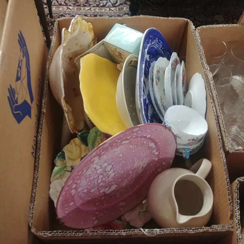 BOX ASST CHINA Image 1++