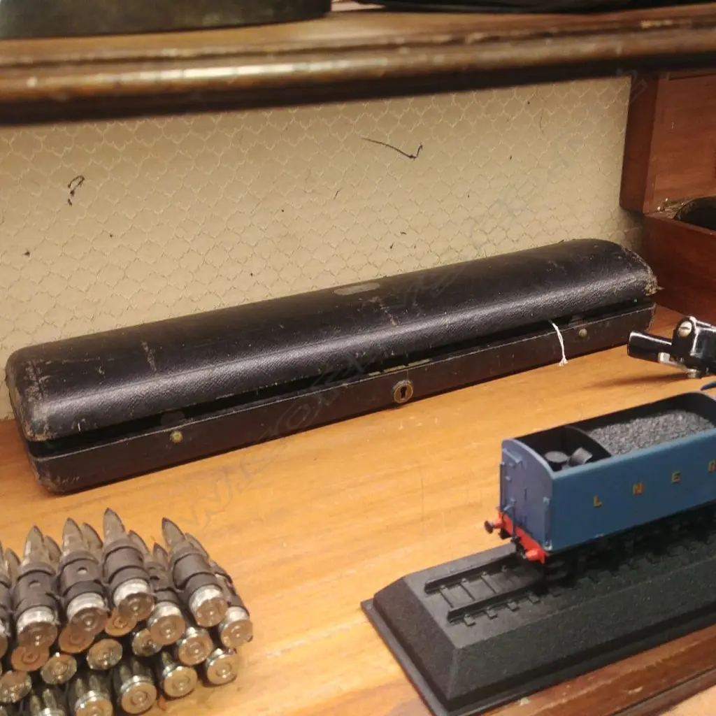 RUDALL, CARTE & CO ROSEWOOD FLUTE CASED Image 1++