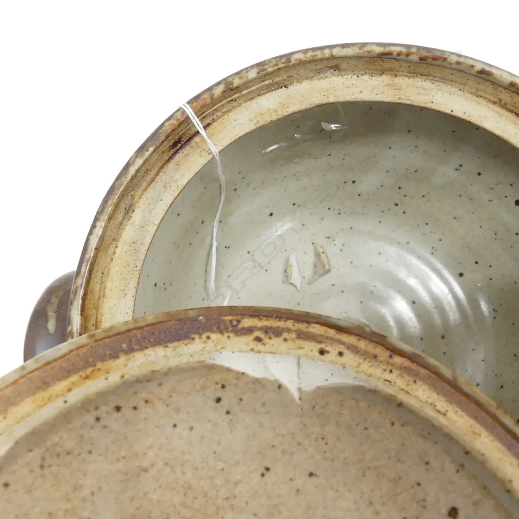 WAIMEA POTTERY LIDDED BOWL - A/F, DIA. 70MM Image 1++