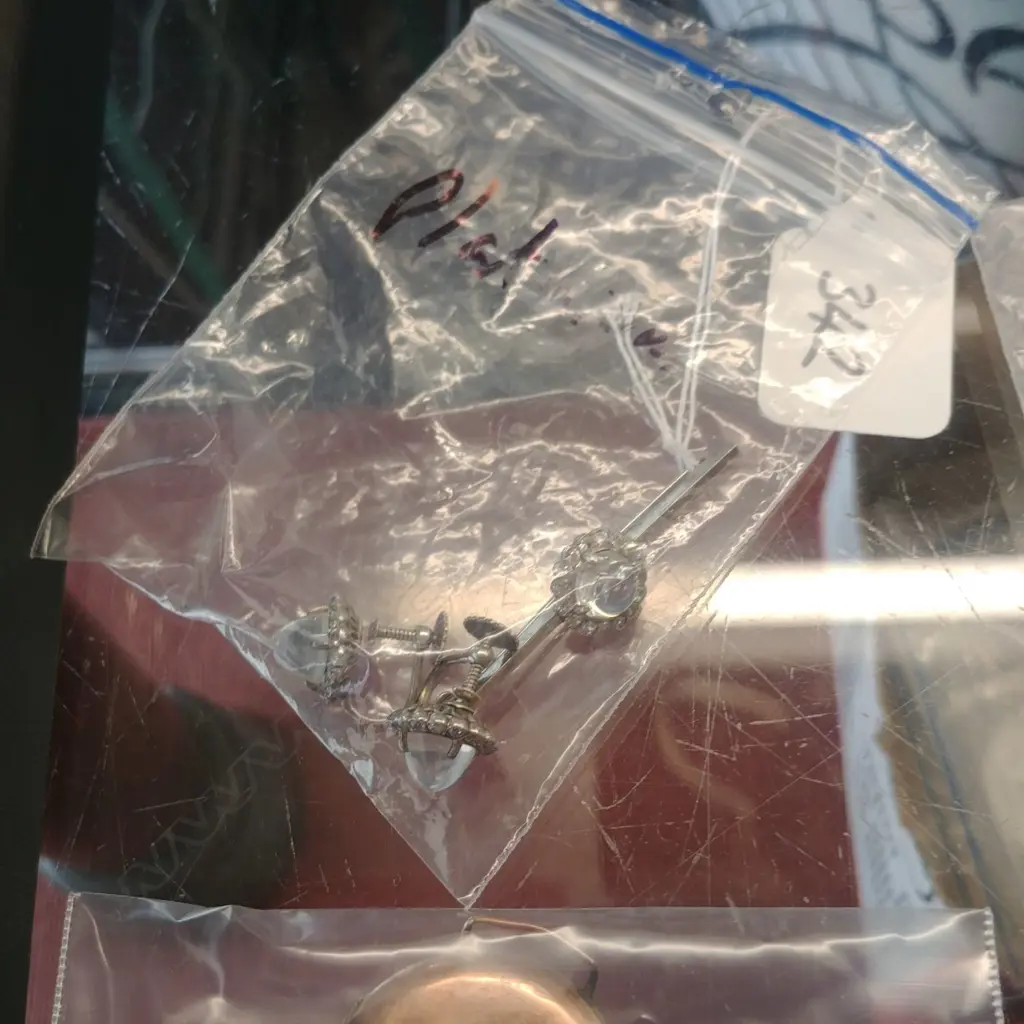 MOONSTONE ? & WHITE METAL BROOCH & E/RING SET Image 1++