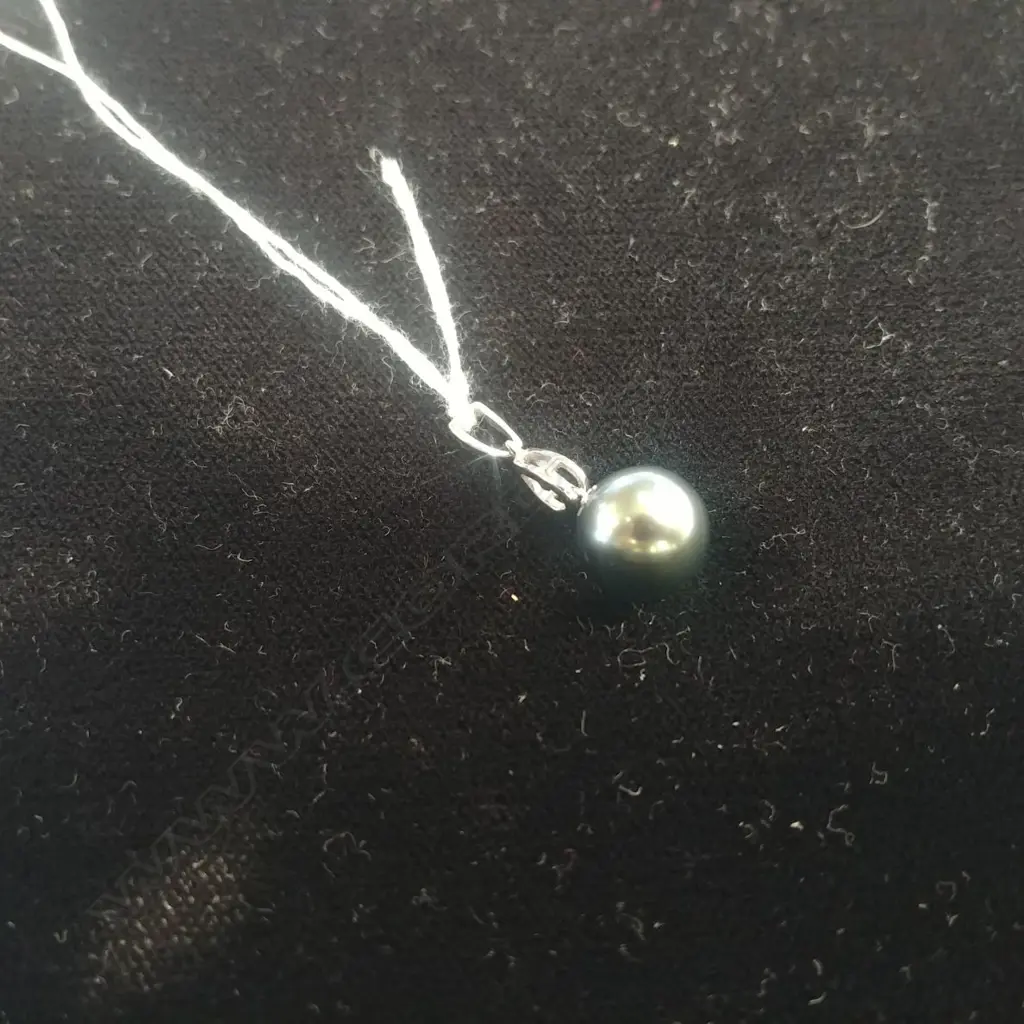 TAHITIAN BLACK PEARL PENDANT Image 1++