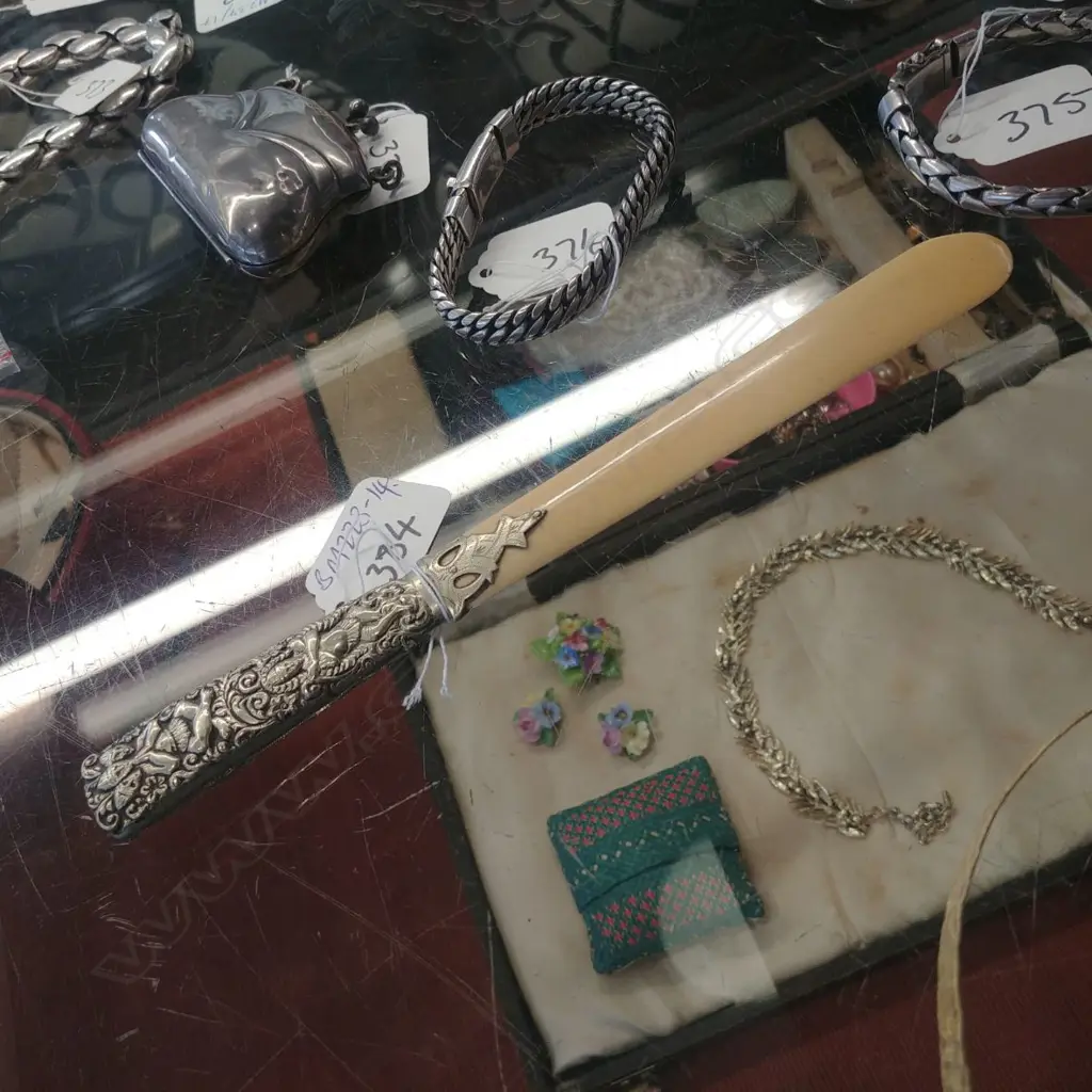 (16606) INDIAN WHITE METAL & IVORY LETTER KNIFE Image 1++