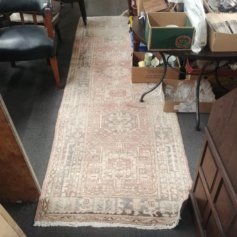 HAND KNOTTED RUNNER  Image 1++