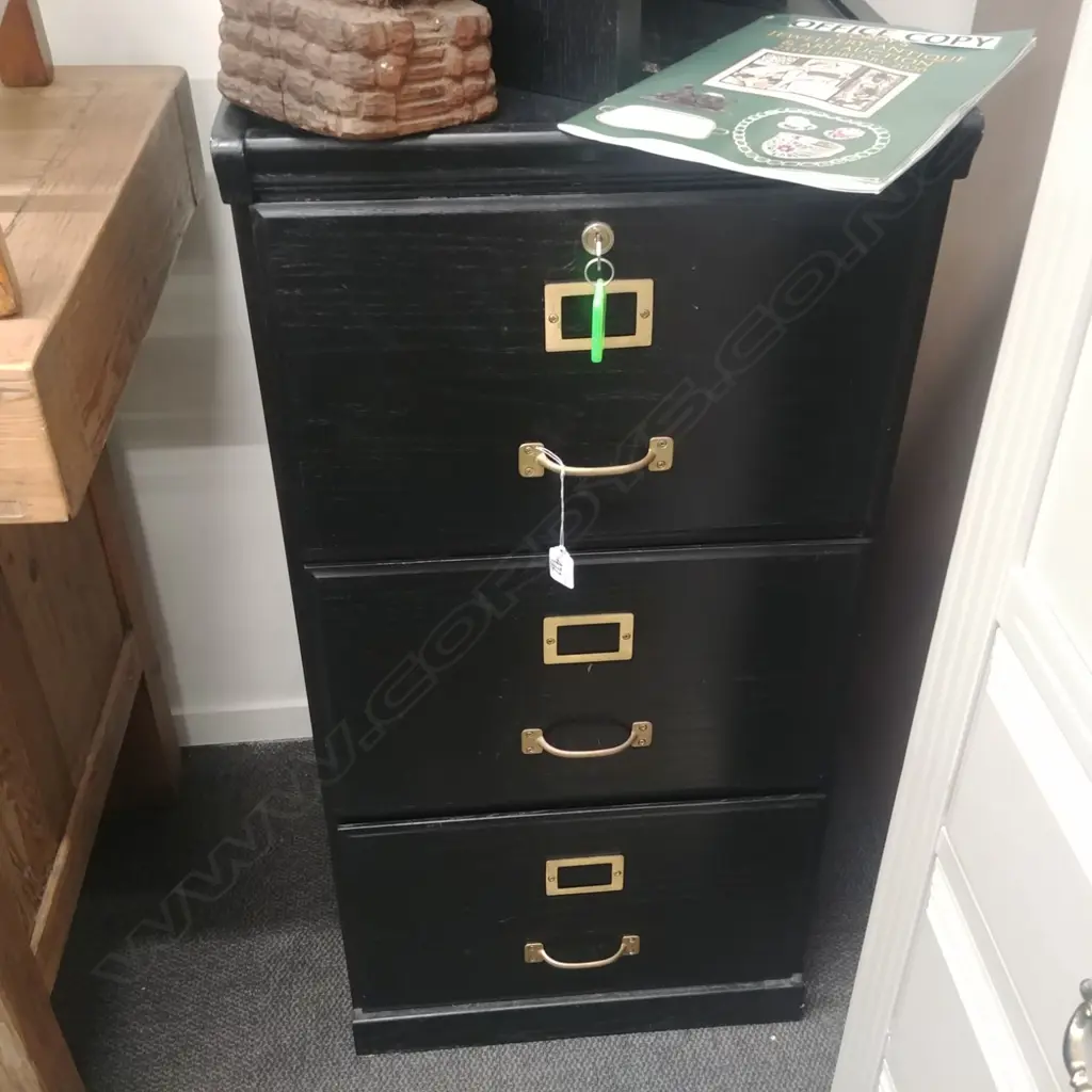3 DRAWER FILING CABINET Image 1++