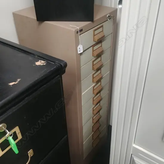 METAL FILING CABINET