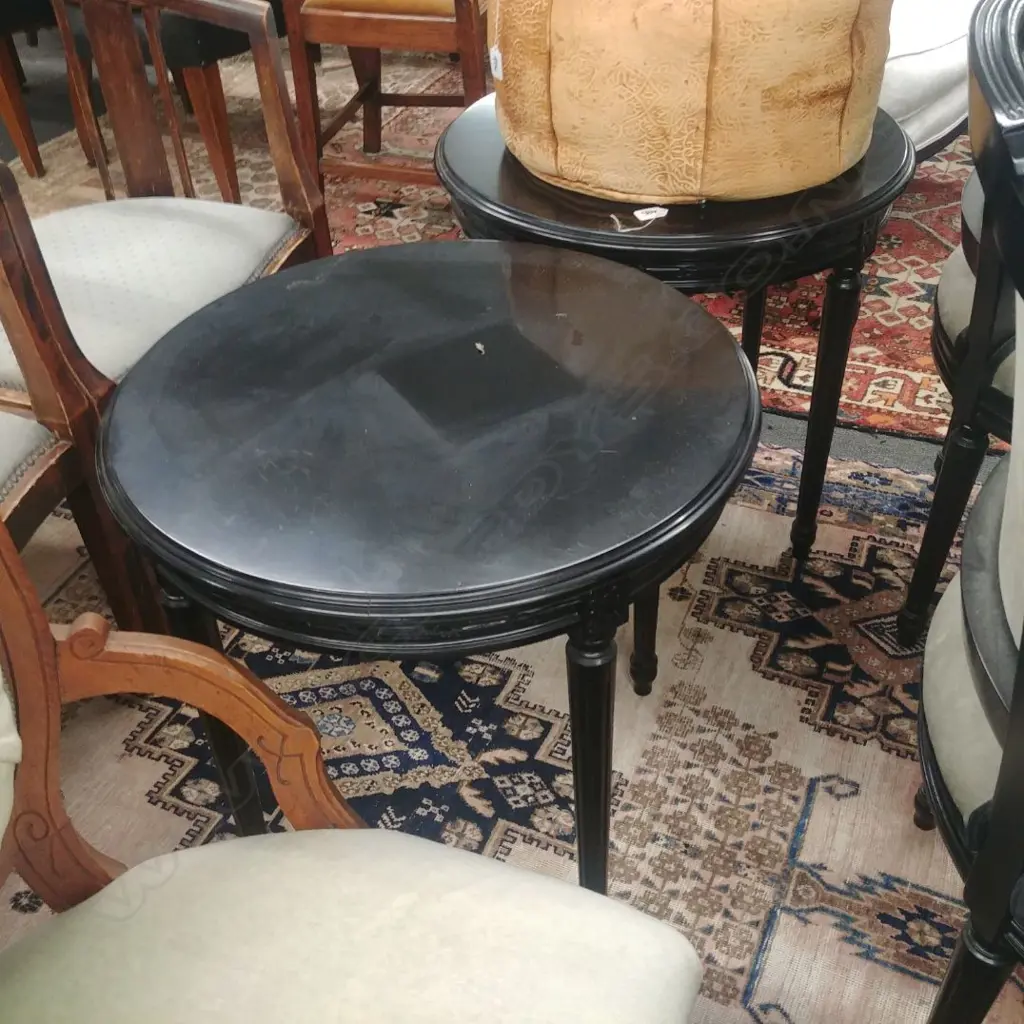 PAIR OF FRENCH STYLE SIDE TABLES Image 1++