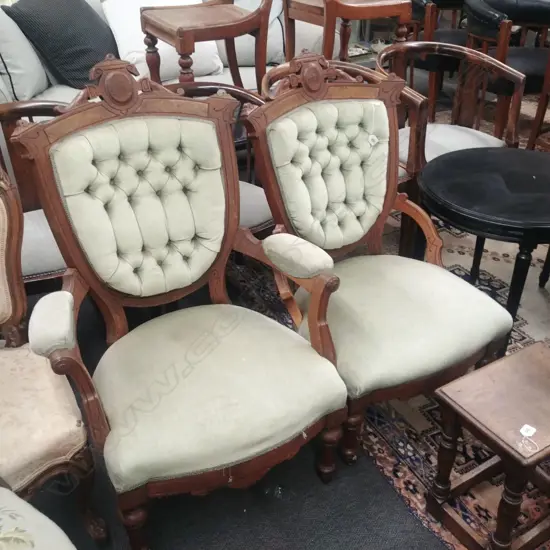 PR VICT GRANDFATHER & MOTHER CHAIRS