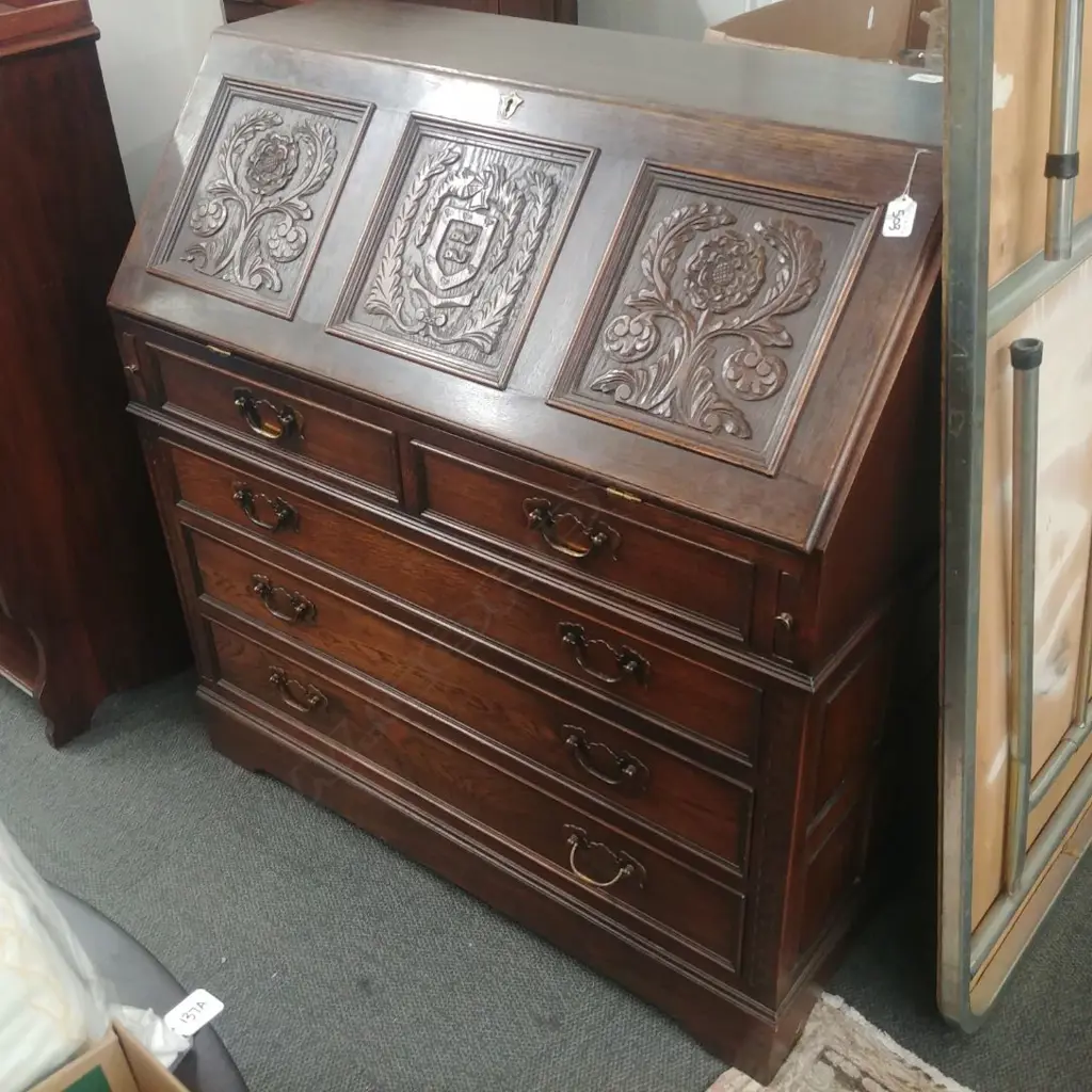 EARLY 20TH CENTURY OAK WRITING BUREAU Image 1++