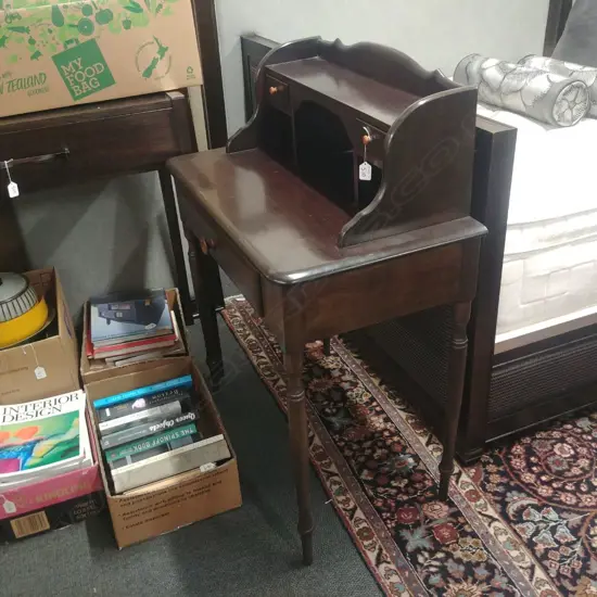 VINTAGE WOODEN LADIES WRITING DESK