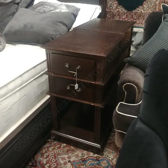 PR OF BED SIDE TABLES