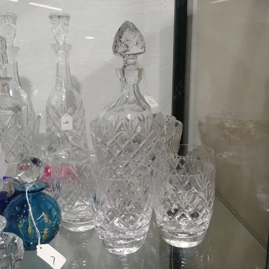 DECANTER + 4 CRYSTAL TUMBLERS