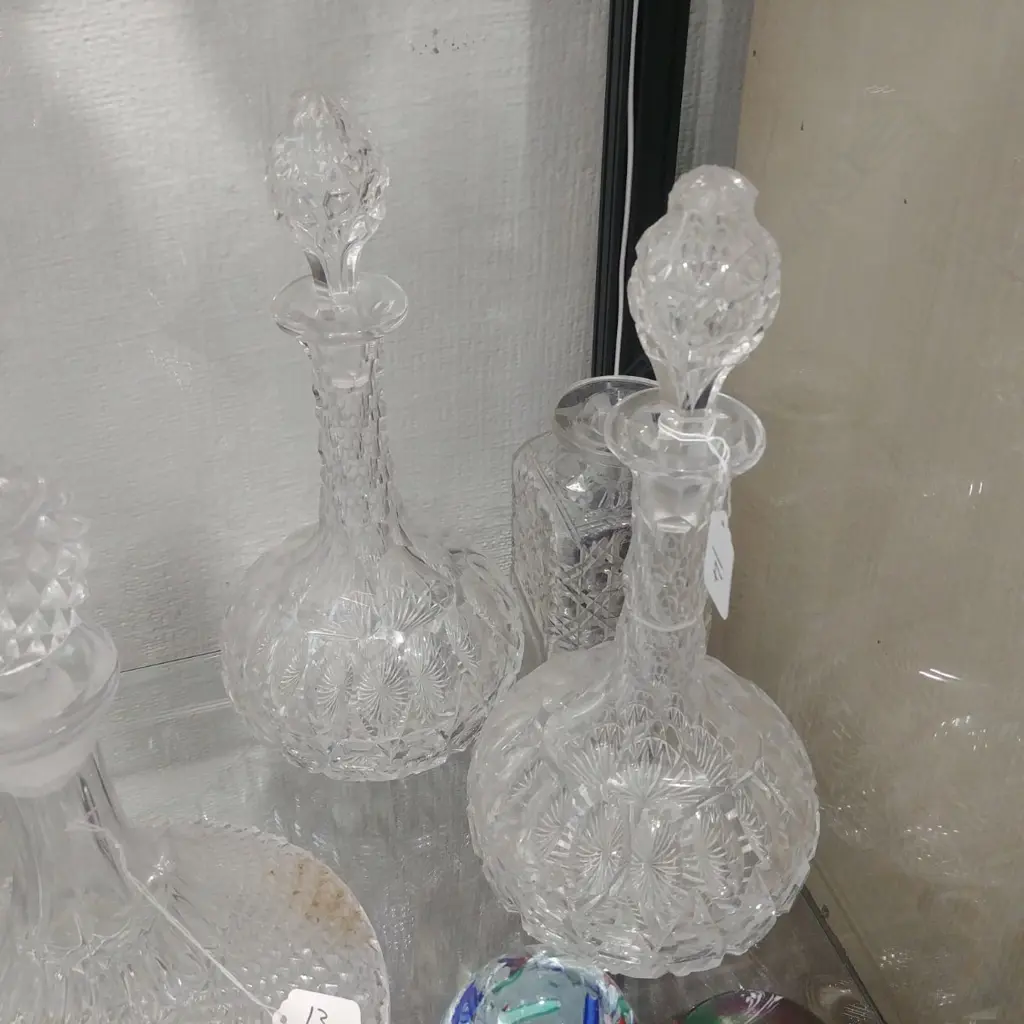 PR CRYSTAL DECANTERS + 1 Image 1++