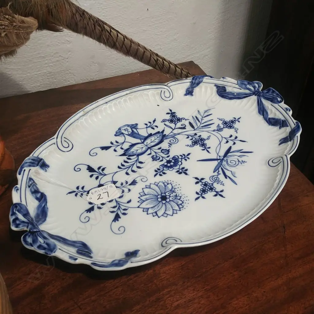 MEISSEN B&W ASHET Image 1++