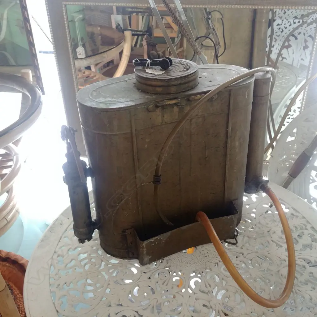 BRASS BACK SPRAYER Image 1++