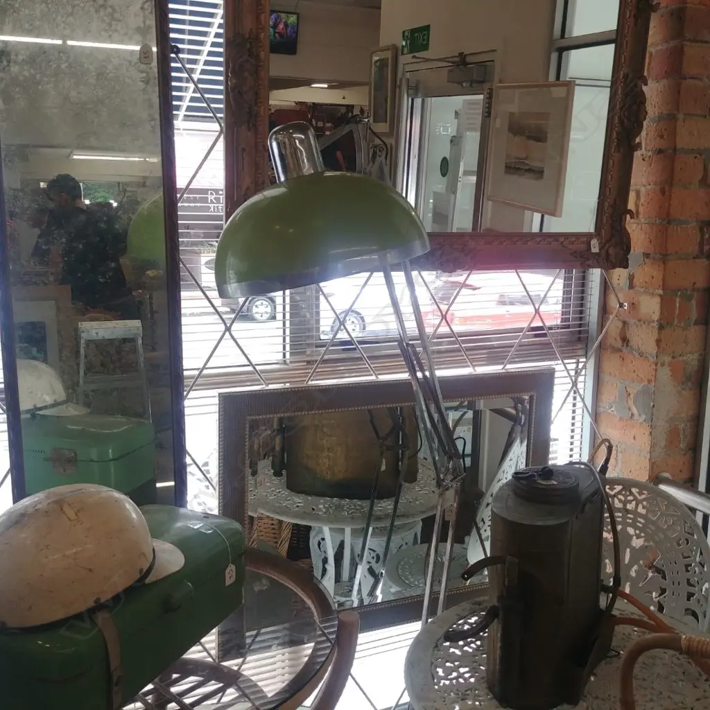 FLOOR ANGLEPOISE  LAMP Image 1++