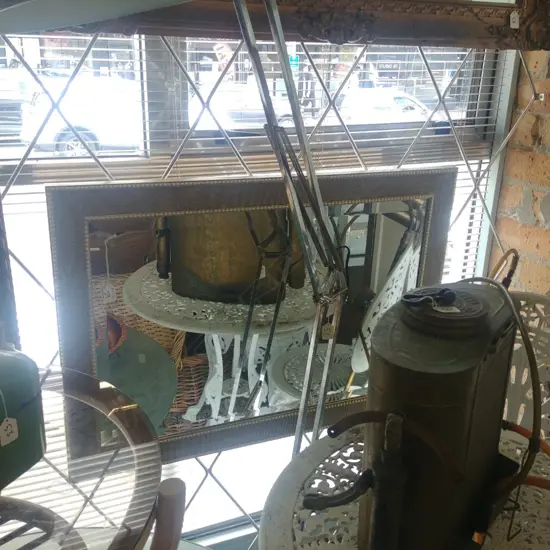 RECTANGULAR WALL MIRROR WITH BEADED GOLD FRAME