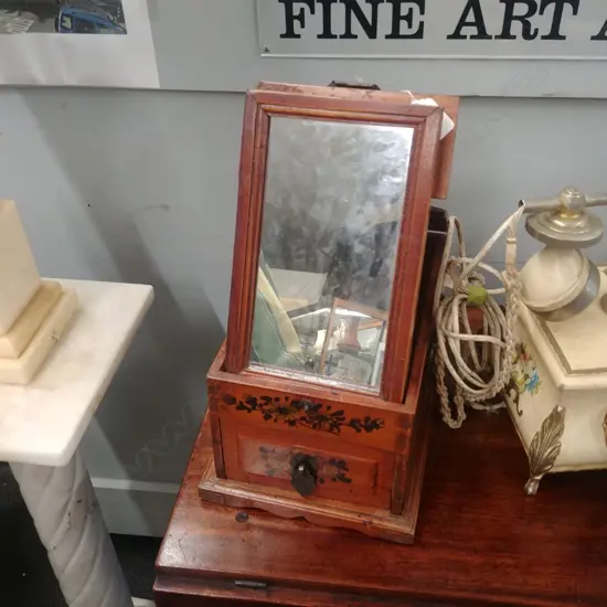 ORIENTAL JEWELLERY BOX