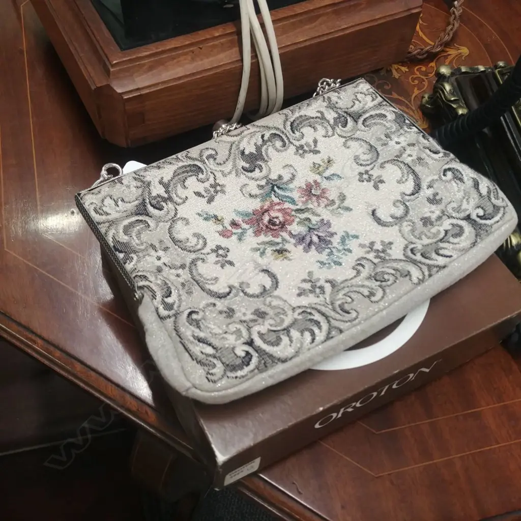 OROTON EVENING PURSE IN ORIG BOX & EMBROIDERED EVENING PURSE Image 1++