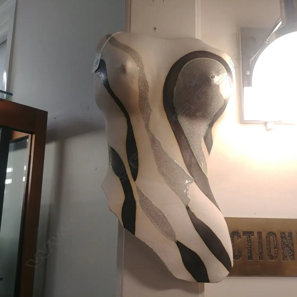 CYNTHIA KORB RAKU POTTERY TORSO Image 1++