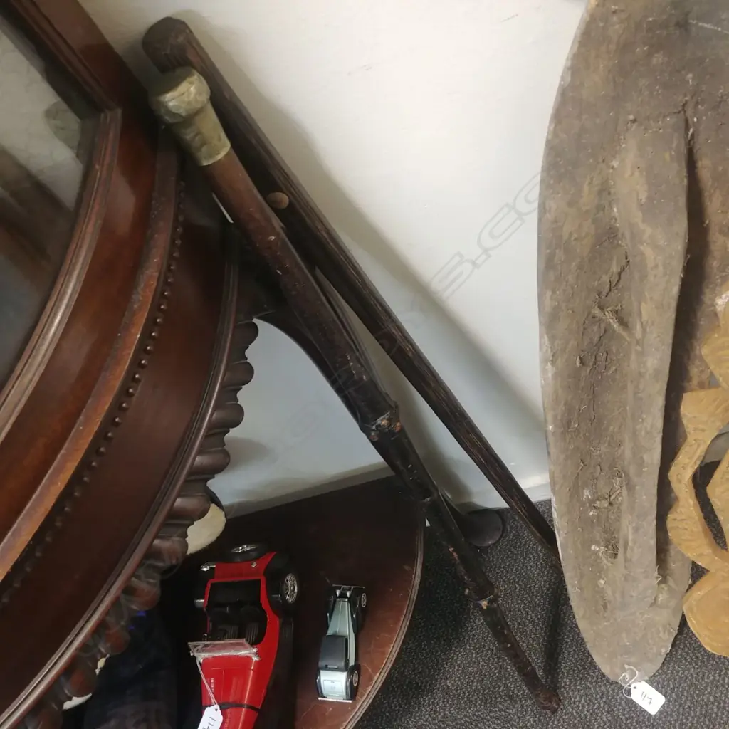 2 VINTAGE WALKING STICKS Image 1++