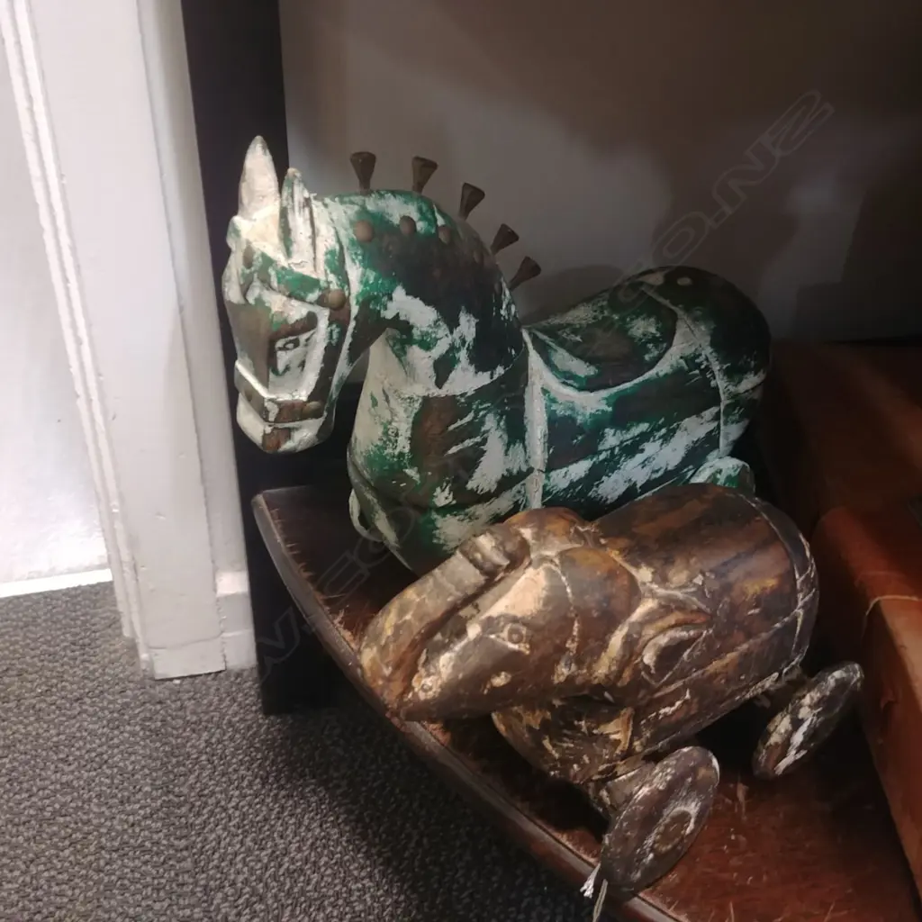 HORSE & ELEPHANT CARVED WOOD STORAGE BUGGIES Image 1++