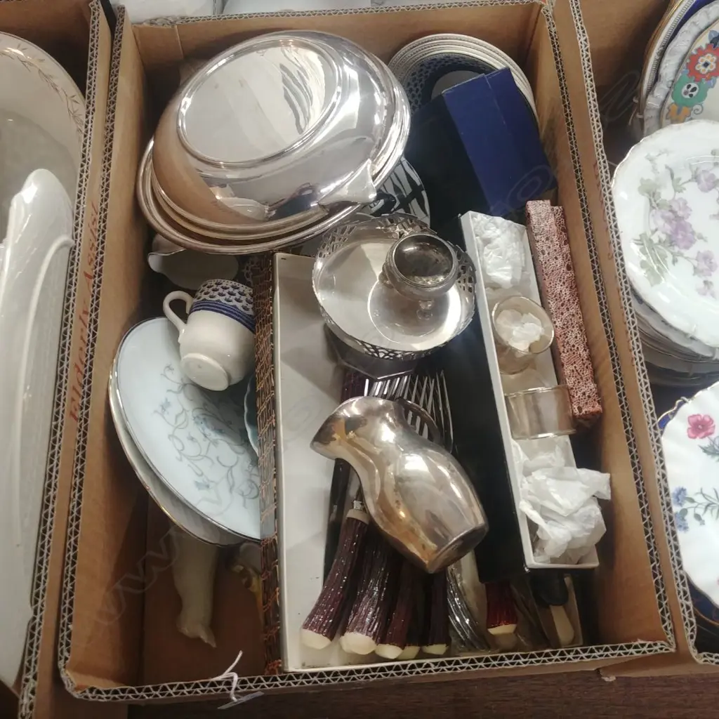 LOT ASST CHINA/ CUTLERY/+ EP WARE Image 1++