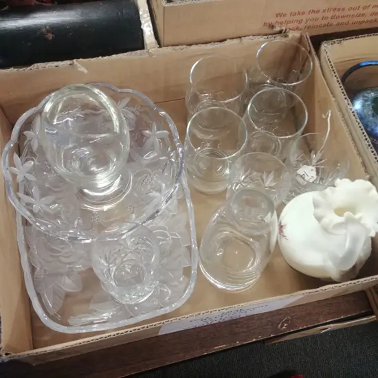 LOT ASST CRYSTAL + GLASSWARE
