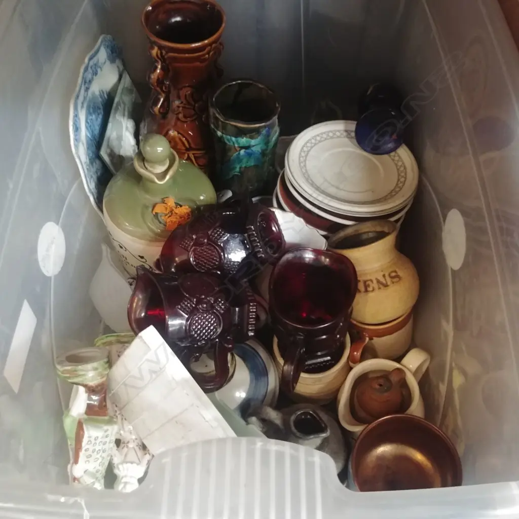 LARGE LOT ASST POTTERY/FIGURES/PLATES ETC Image 1++