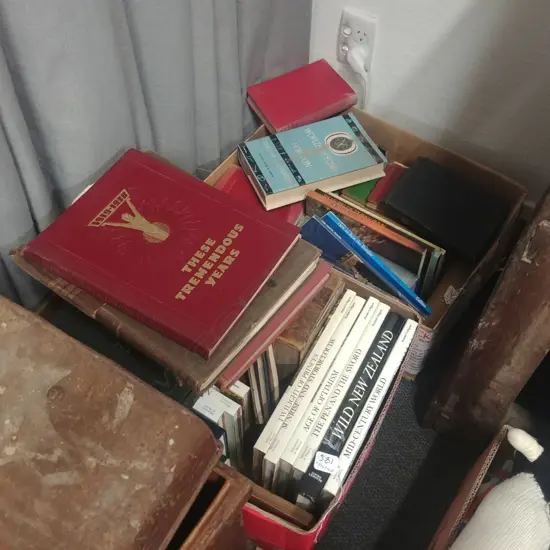 ASST BOOKS SOME ANTIQUE