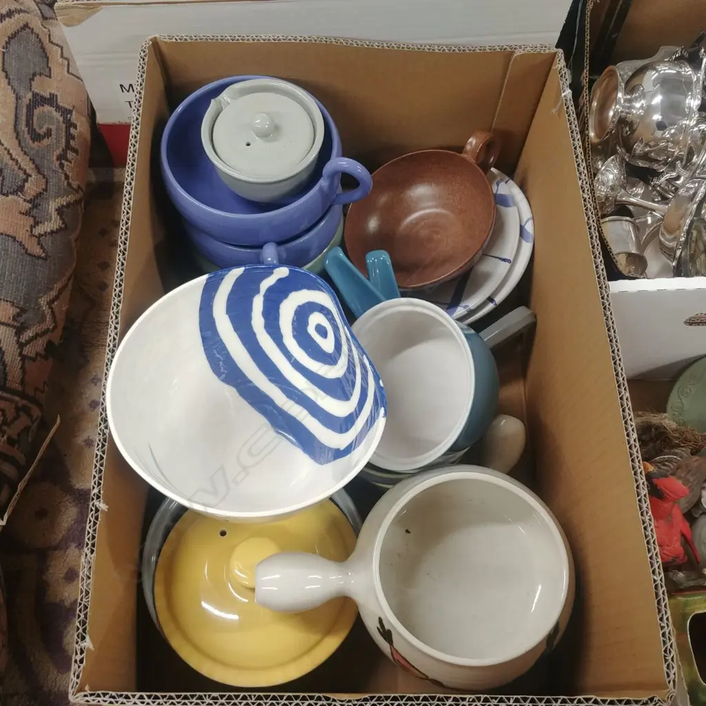 BOX OF POTTERY RAMEKINS/SOUP BOWLS - C/L ETC Image 1++