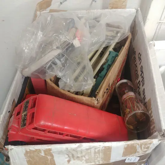 LOT VINTAGE TOYS AIRFIX ETC