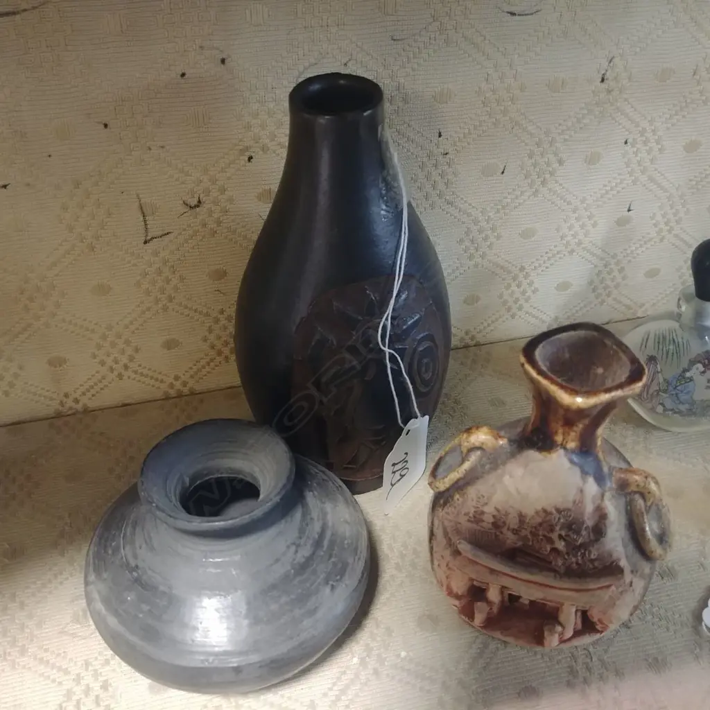 3X MISC. POTTERY ITEMS Image 1++