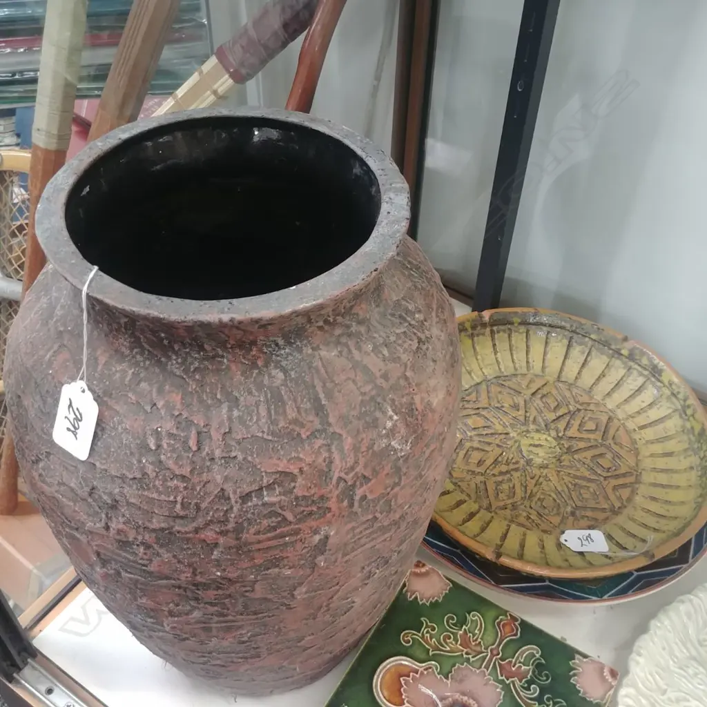 POTTERY VASE ,BOWL & CHINESE PLATE Image 1++