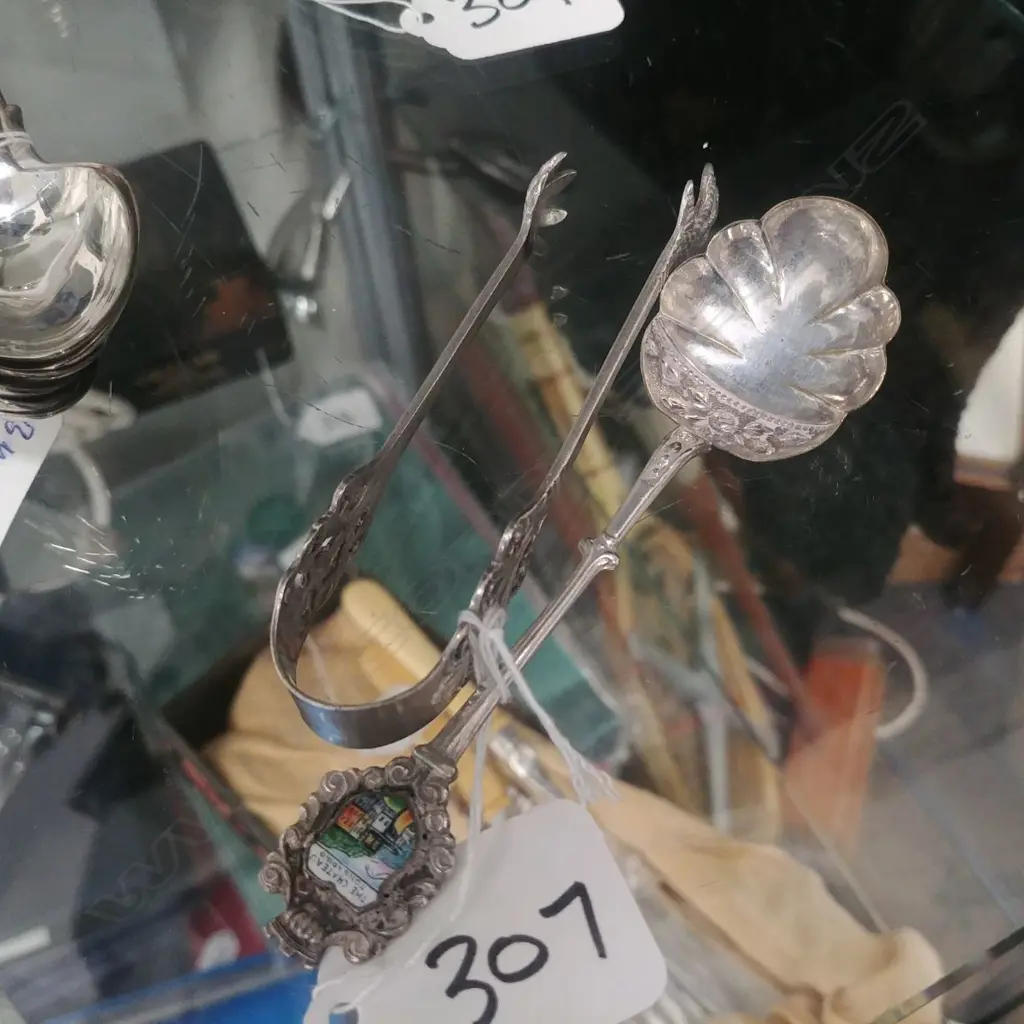SILVER CLAW FOOT SUGAR TONGS STAMPED 830S + SOUVENIR SPOON Image 1++