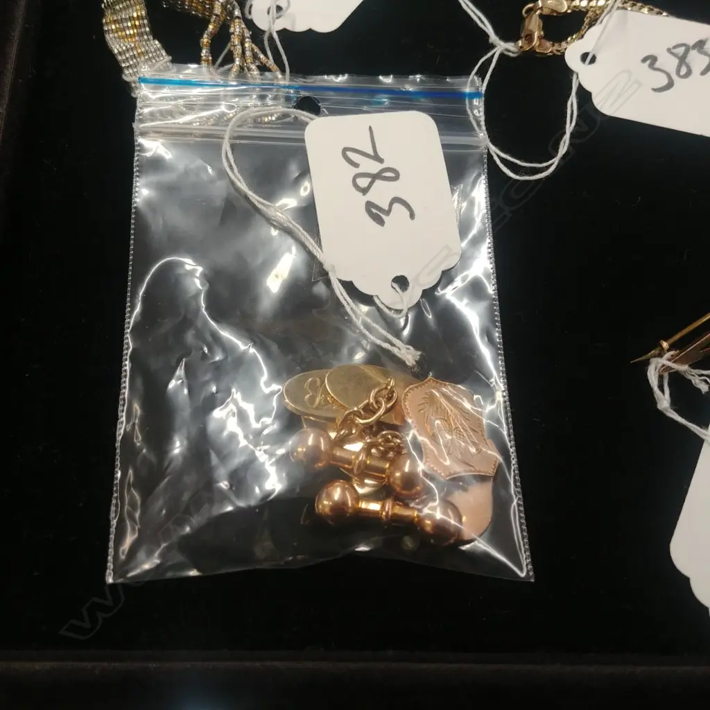 TWO PAIRS 9CT GOLD CUFFLINKS12.48GM Image 1++