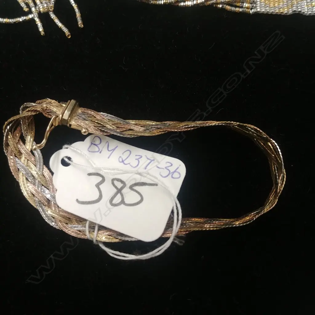 14CT GOLD THREE GOLDCHAIN BRACELET 8.93GM Image 1++