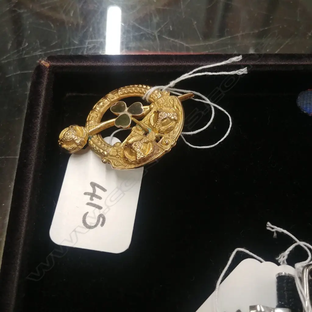 An early 20thC Scottish kilt pin form brooch Image 1++