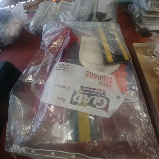 UK COMMEMORATIVE PROOF COIN  COLLECTION & BAG OF COINS ETC.