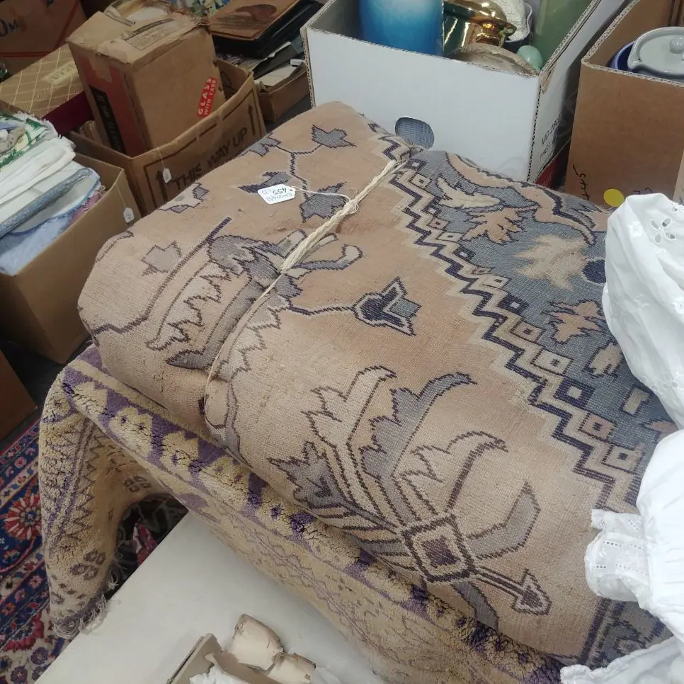 2 LARGE 1920S CARPETS Image 1++