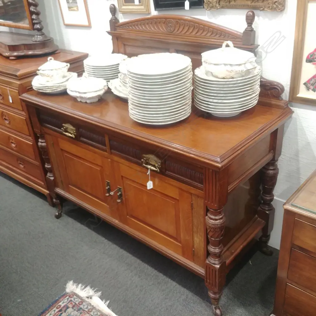 19THC MAHOGANY SIDEBOARD Image 1++