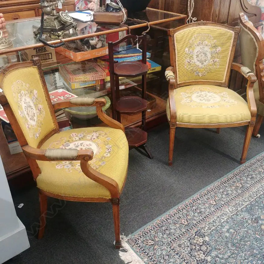 PR TAPESTRY UPHOLSTERED ARM CHAIRS  Image 1++