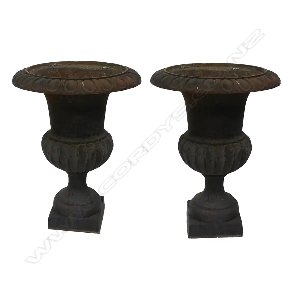 A pair of large vintage cast iron garden urns Image 1++