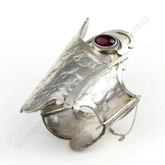 Tony Buller large silver stylised dragon head hinged cuff