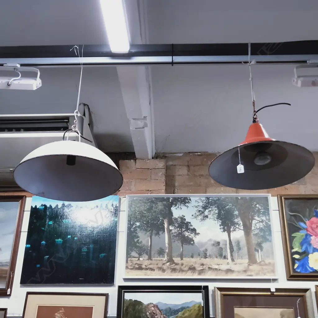 2 METAL HANGING LIGHTS  Image 1++