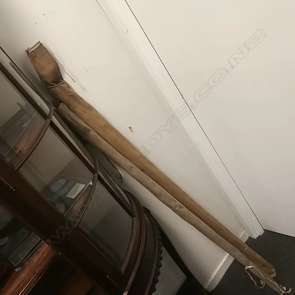TWO VINTAGE FISHING REELS IN CANVAS BAGS Image 1++