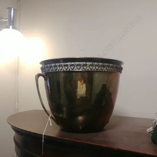 VINTAGE BRASS PLANT HOLDER