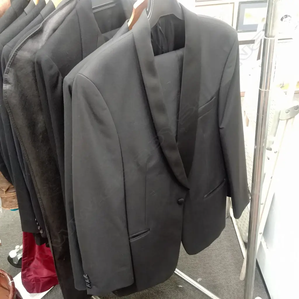 DRESS SUIT AND DINNER JACKET Image 1++